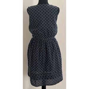 Draper James Navy and White Embroidered, Tiered, & Lined Sleeveless Dress Size M